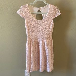 Peach Love Cream Lace Cap Sleeve Dress- DownEast